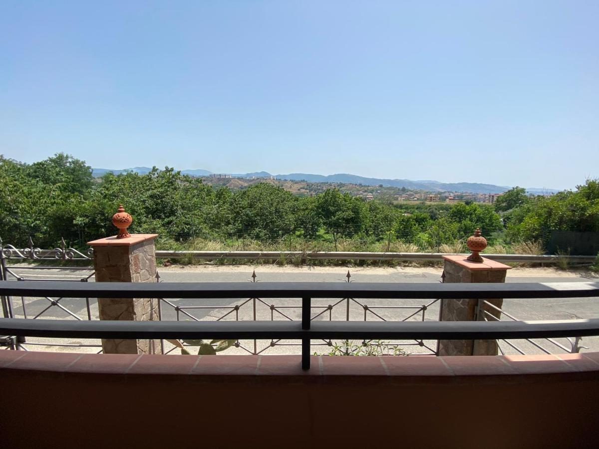 All'Anoneto B&B Catona Di Reggio Calabria Exterior photo